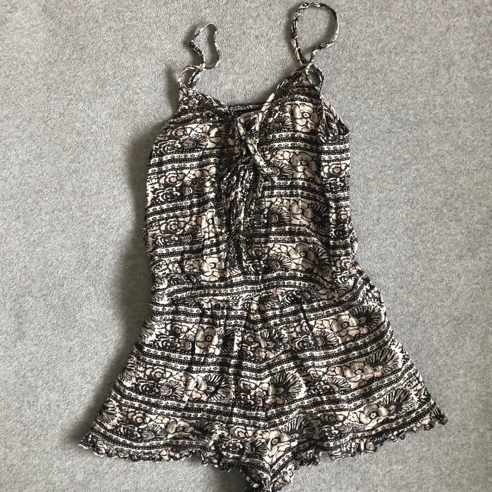 American Eagle Romper